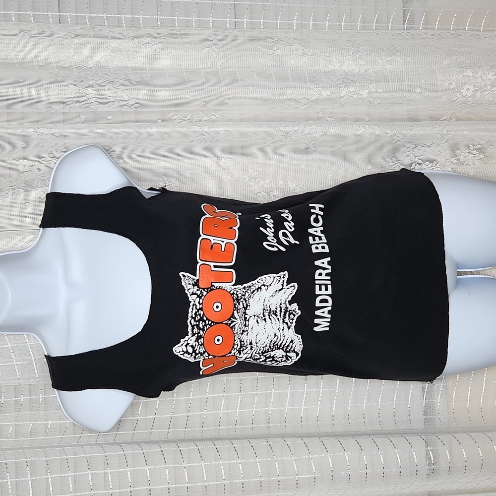 Black Hooters Madera Beach Florida Live Edge Tank Top Muscle Tee T-Shirt SzS